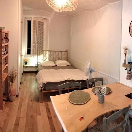 Апартаменты Le Nid Douillet Champetre Linge Fourni Ла-Бурбуль Экстерьер фото